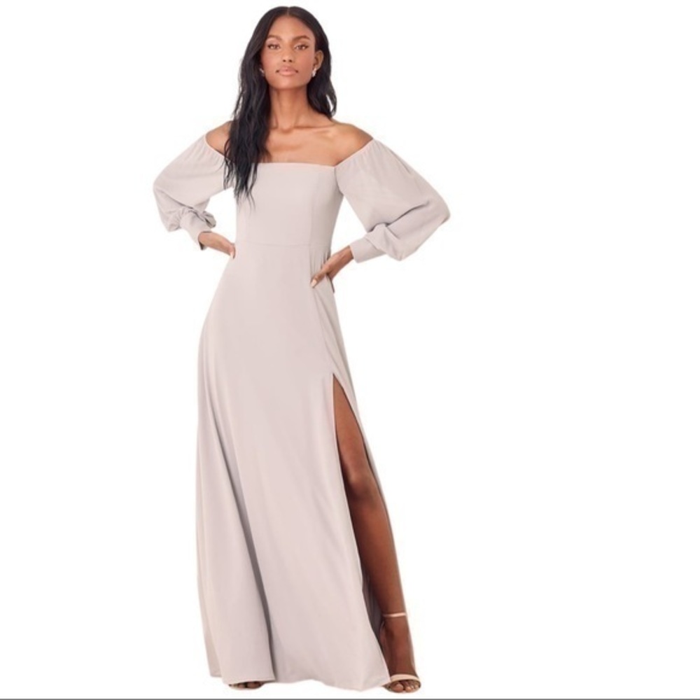 Lulu’s Feel the Romance Grey Off-the-Shoulder Maxi Dress in Grey NEW with tags
